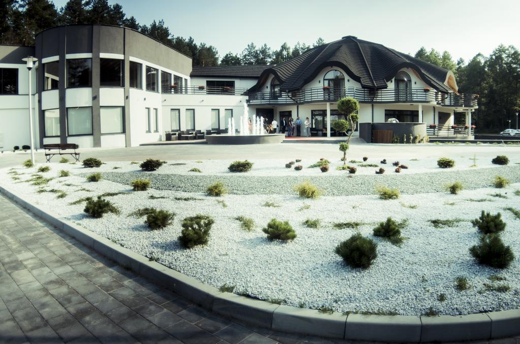 Rezydencja Sosnowa Luxury Hotel Janów Lubelski Exterior foto